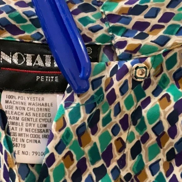 4/$20 Notations Geometric Print Button Front Blouse Blue Green - Petite 4 - Picture 5 of 5
